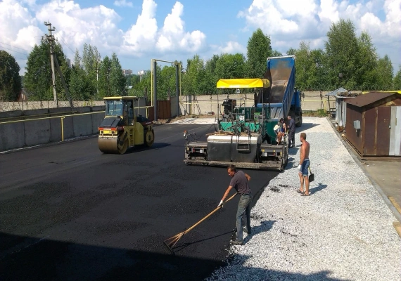 Устройство автодорог в Шишкине Лесу и Михайлово-Ярцевском районе